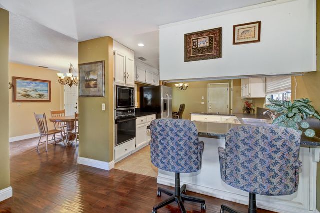 6600 Indian River Dr, Citrus Heights, CA 95621