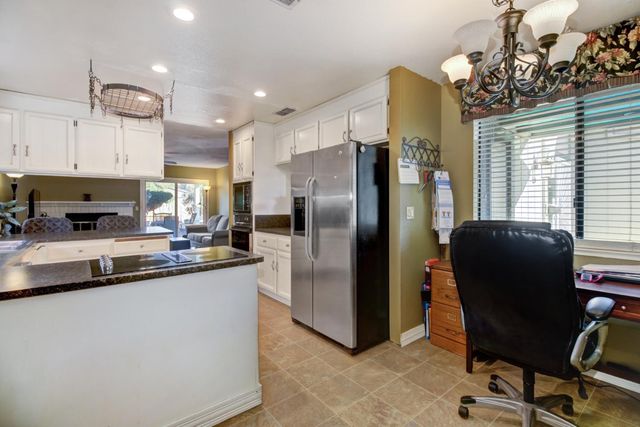 6600 Indian River Dr, Citrus Heights, CA 95621