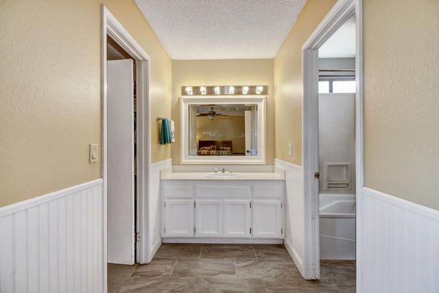 6600 Indian River Dr, Citrus Heights, CA 95621