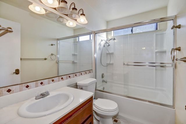 6600 Indian River Dr, Citrus Heights, CA 95621