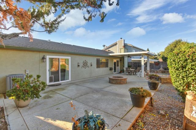 6600 Indian River Dr, Citrus Heights, CA 95621