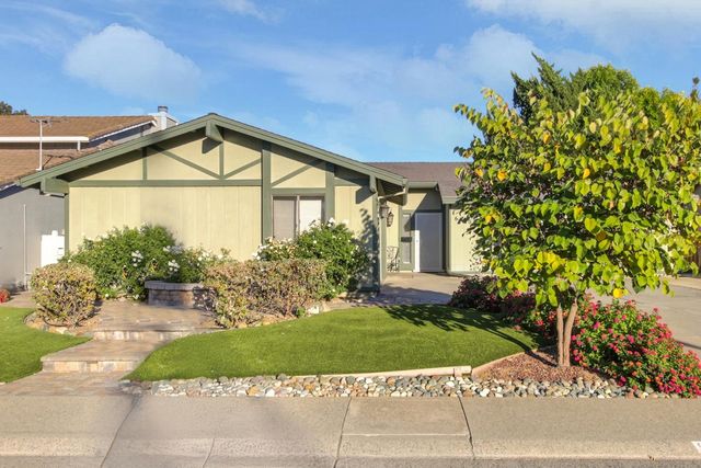 6600 Indian River Dr, Citrus Heights, CA 95621