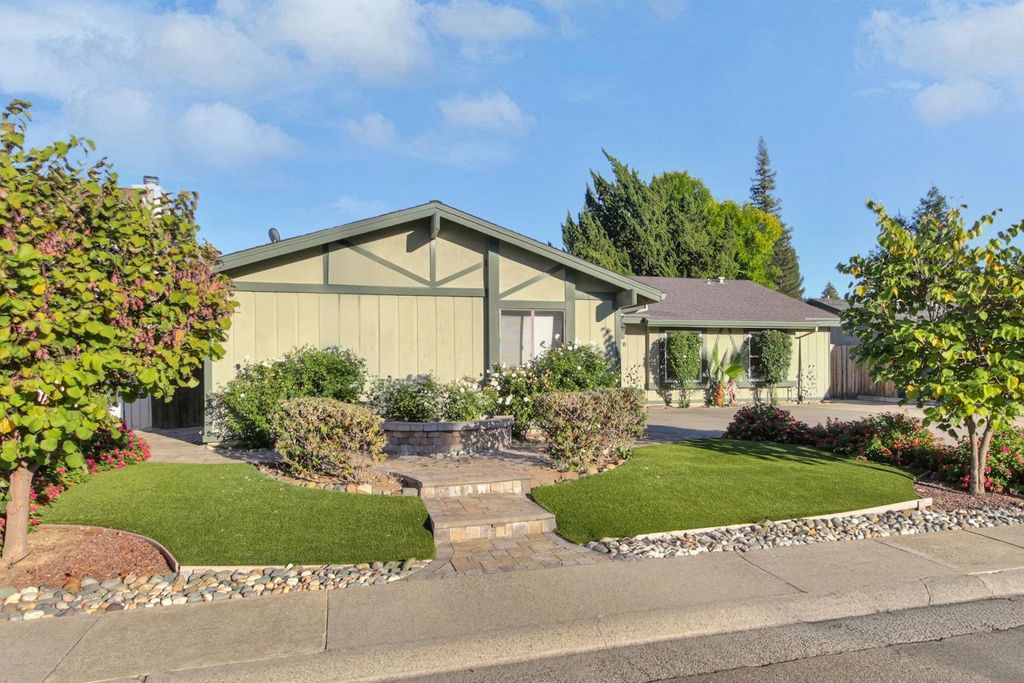 6600 Indian River Dr, Citrus Heights, CA 95621