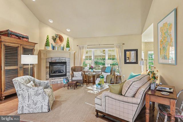 844 VICTORIA LN, Palmyra, PA 17078