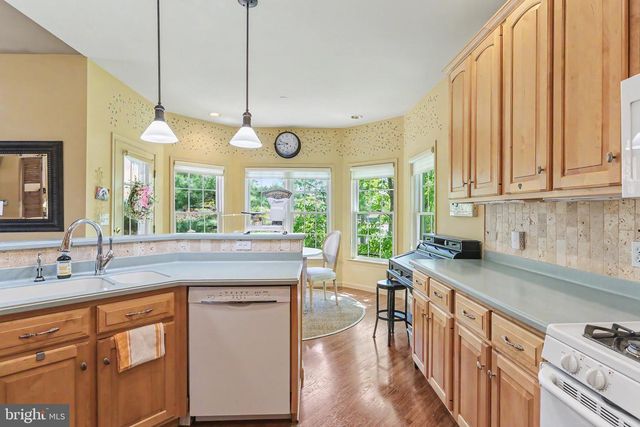 844 VICTORIA LN, Palmyra, PA 17078