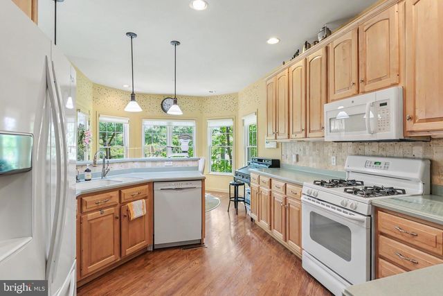 844 VICTORIA LN, Palmyra, PA 17078