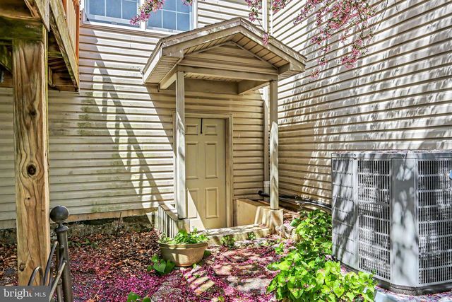 844 VICTORIA LN, Palmyra, PA 17078
