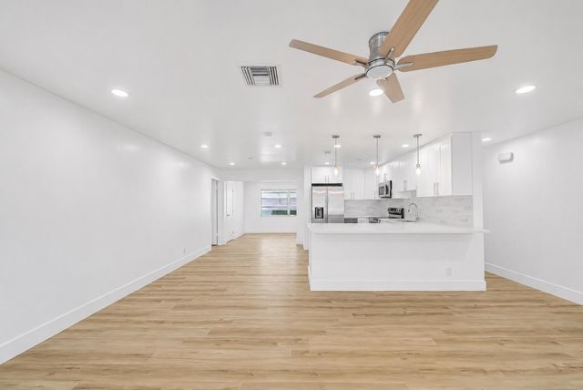 2106 Alfred Drive, Boynton Beach, FL 33426