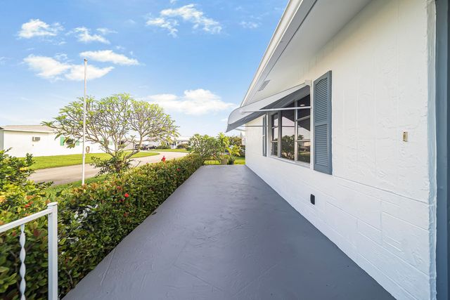 2106 Alfred Drive, Boynton Beach, FL 33426