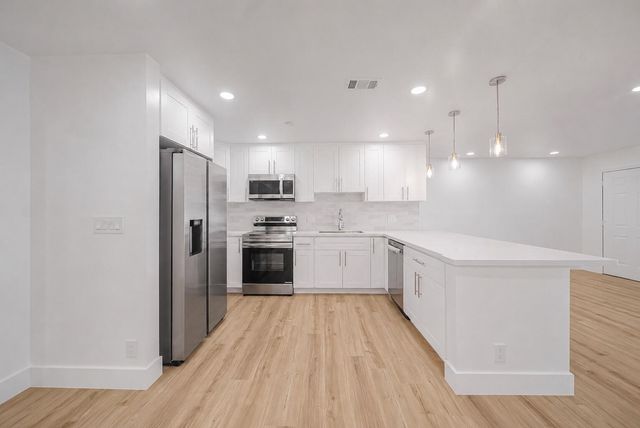 2106 Alfred Drive, Boynton Beach, FL 33426