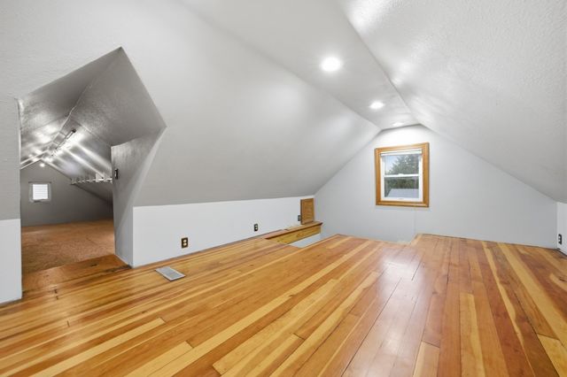 525 High Street, Grinnell, IA 50112