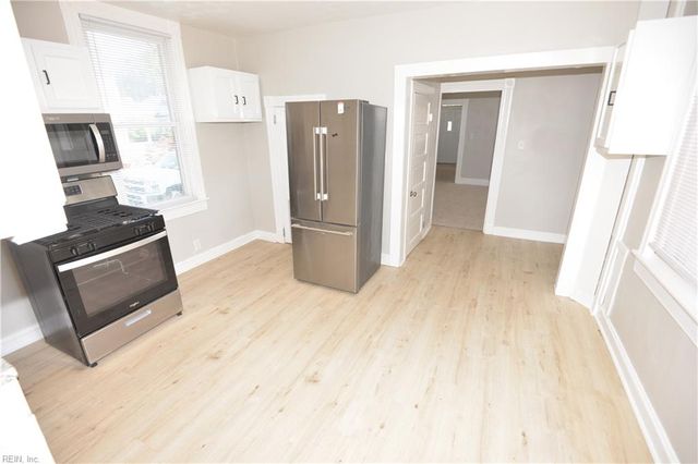 1700 McDaniel ST, Portsmouth, VA 23704