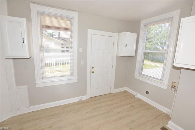 1700 McDaniel ST, Portsmouth, VA 23704