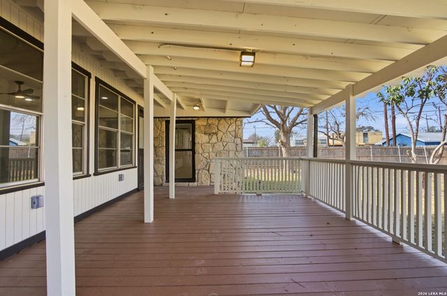 293 Lovera, San Antonio, TX 78212