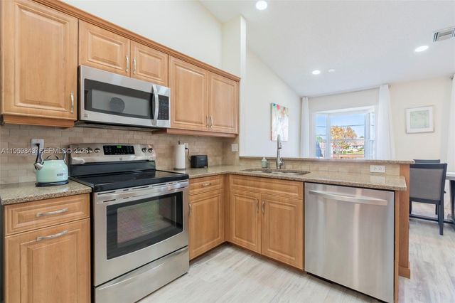 4024 Summer Chase Court, Lake Worth, FL 33467