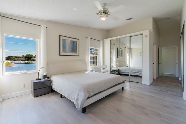 4024 Summer Chase Court, Lake Worth, FL 33467