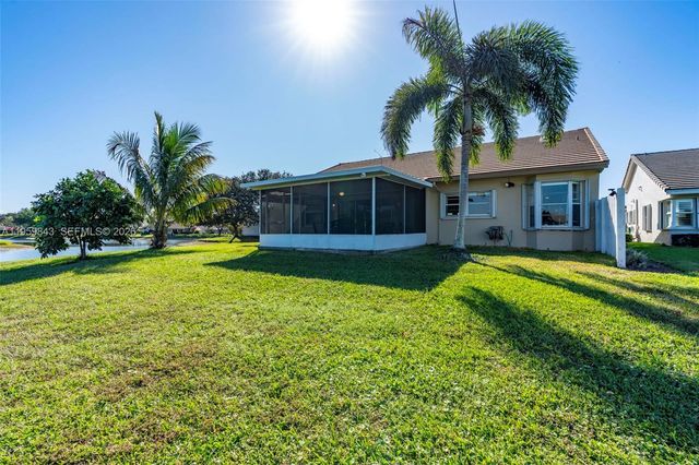 4024 Summer Chase Court, Lake Worth, FL 33467