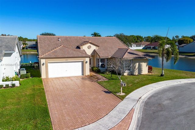 4024 Summer Chase Court, Lake Worth, FL 33467