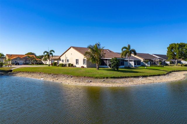 4024 Summer Chase Court, Lake Worth, FL 33467