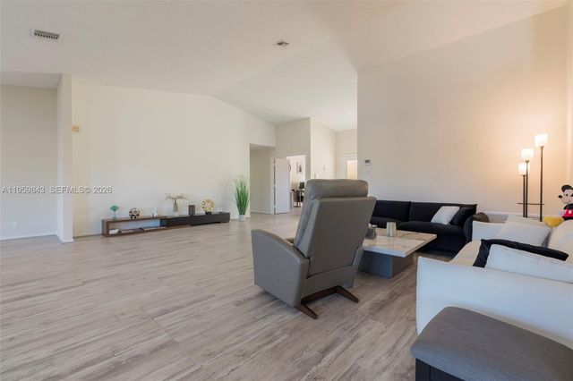 4024 Summer Chase Court, Lake Worth, FL 33467