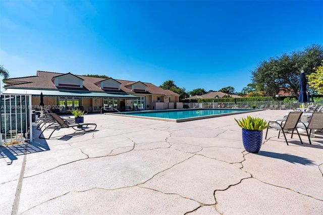 4024 Summer Chase Court, Lake Worth, FL 33467