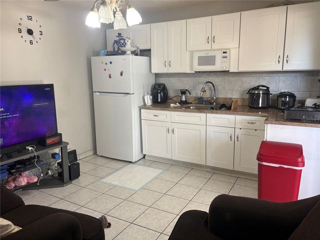 4540 W JEAN STREET, Tampa, FL 33614