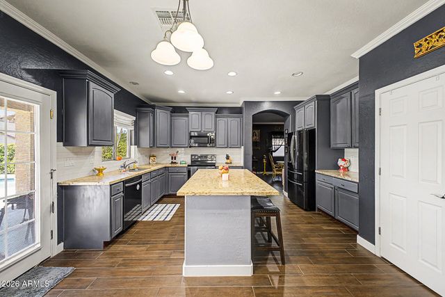 38620 N TUMBLEWEED Lane, San Tan Valley, AZ 85140