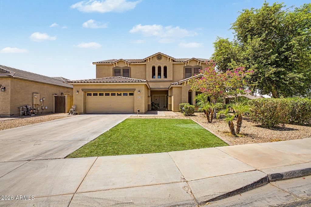 Image 2 of property listing at 38620 N TUMBLEWEED Lane, San Tan Valley, AZ 85140