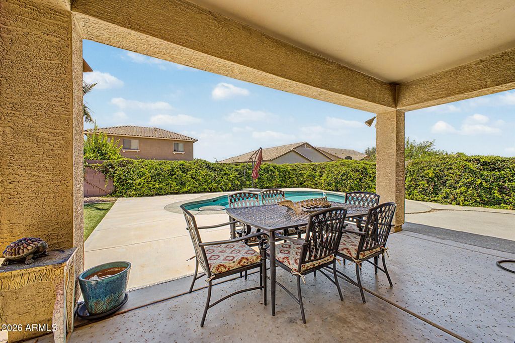 Image 37 of property listing at 38620 N TUMBLEWEED Lane, San Tan Valley, AZ 85140