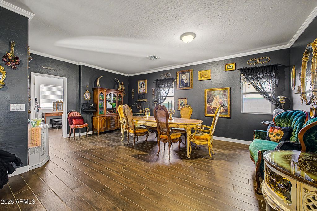 Image 8 of property listing at 38620 N TUMBLEWEED Lane, San Tan Valley, AZ 85140