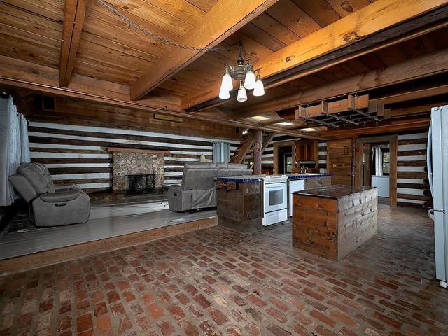 3401 Clay SW Road, Austell, GA 30106