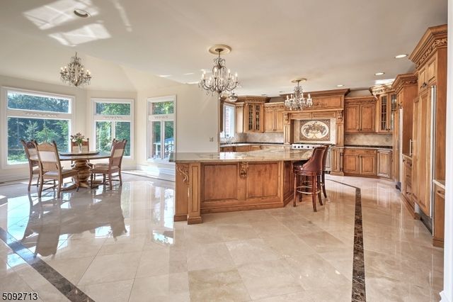 22 Sherwood Farm Rd, Far Hills Boro, NJ 07931