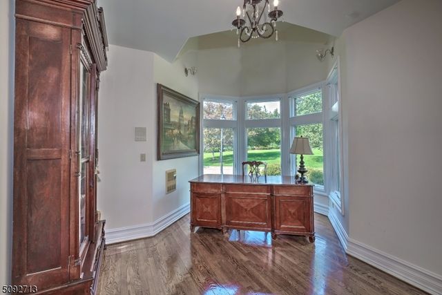 22 Sherwood Farm Rd, Far Hills Boro, NJ 07931