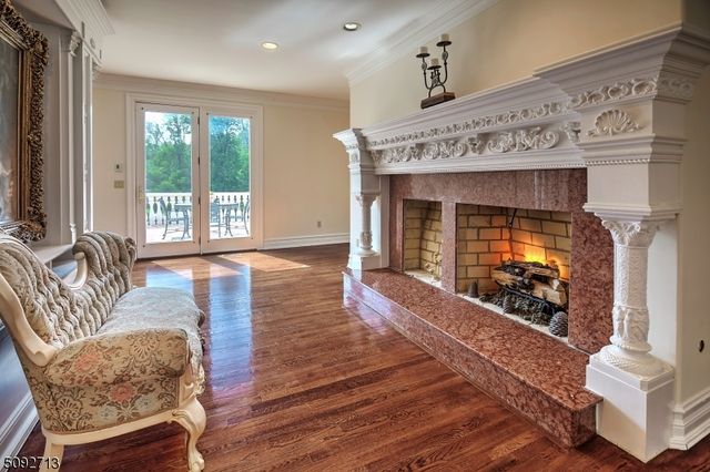 22 Sherwood Farm Rd, Far Hills Boro, NJ 07931