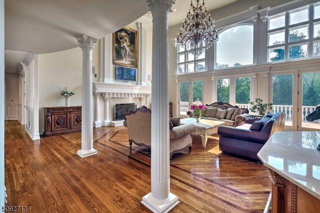 22 Sherwood Farm Rd, Far Hills Boro, NJ 07931