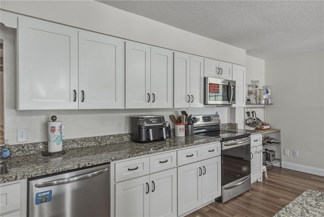 609 W PIPKIN ROAD, Lakeland, FL 33813