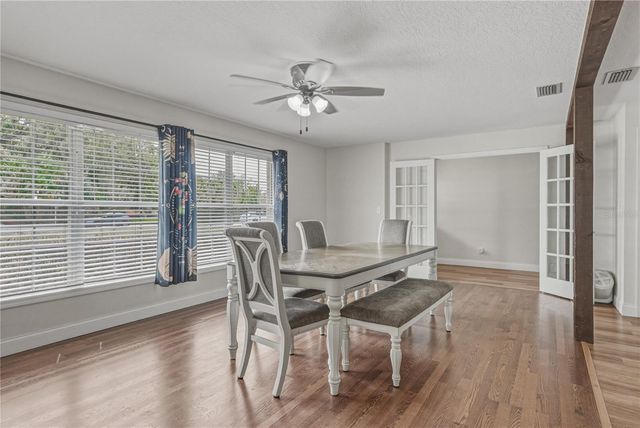 609 W PIPKIN ROAD, Lakeland, FL 33813