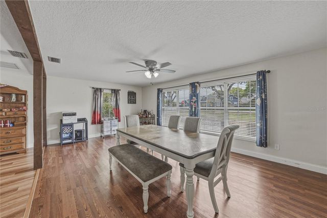 609 W PIPKIN ROAD, Lakeland, FL 33813