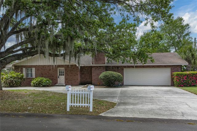 609 W PIPKIN ROAD, Lakeland, FL 33813