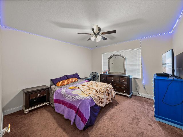 609 W PIPKIN ROAD, Lakeland, FL 33813