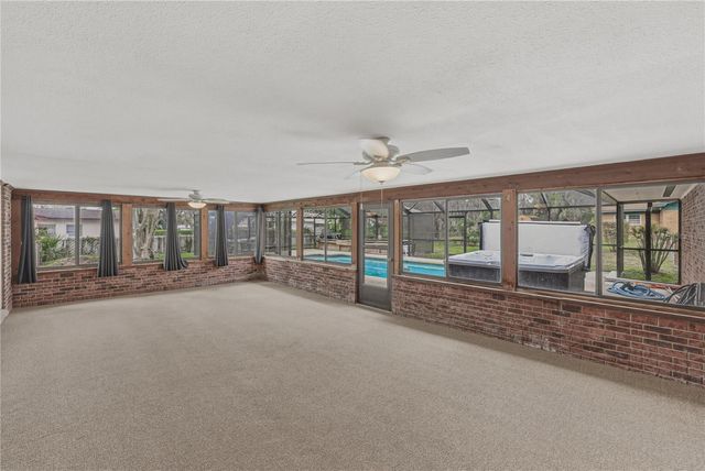 609 W PIPKIN ROAD, Lakeland, FL 33813