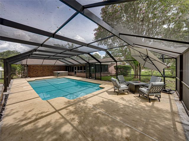 609 W PIPKIN ROAD, Lakeland, FL 33813