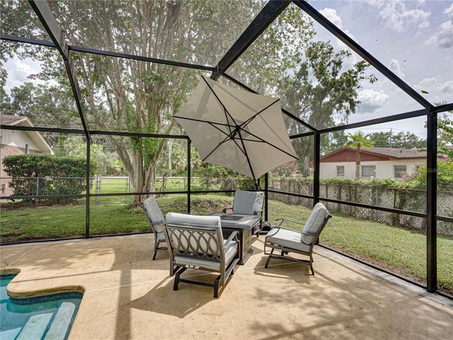 609 W PIPKIN ROAD, Lakeland, FL 33813