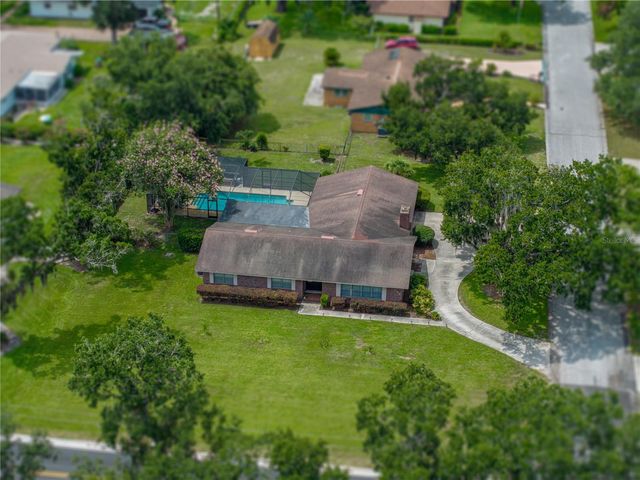 609 W PIPKIN ROAD, Lakeland, FL 33813
