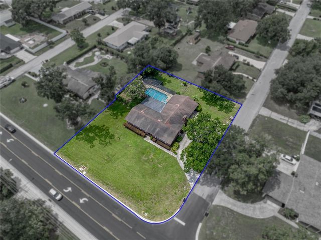609 W PIPKIN ROAD, Lakeland, FL 33813