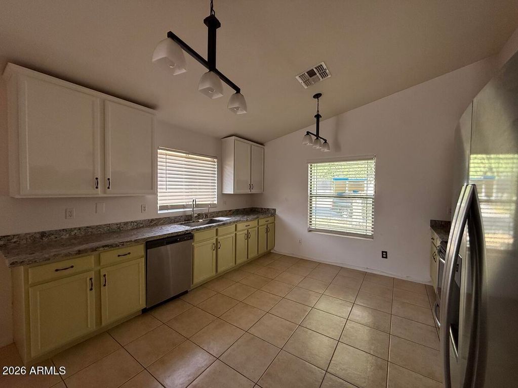 5268 S 239TH Drive, Buckeye, AZ 85326 — photo 2