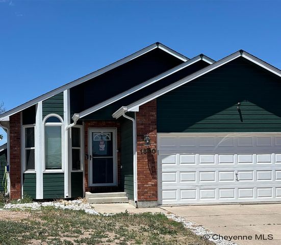 1530 CORRAL PL, Cheyenne, WY 82007