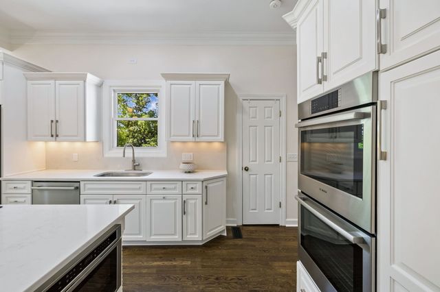 310 Deerwood Ln, Brentwood, TN 37027