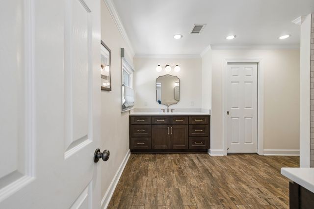 310 Deerwood Ln, Brentwood, TN 37027
