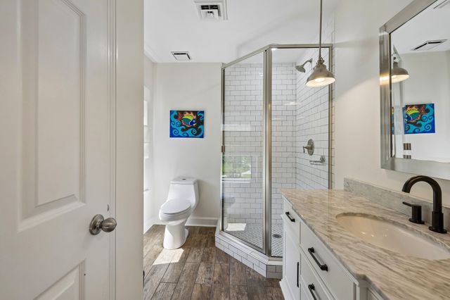 310 Deerwood Ln, Brentwood, TN 37027